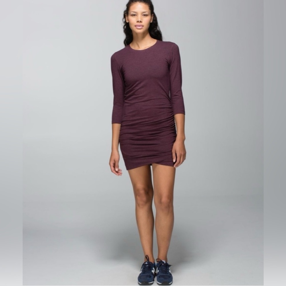 Lululemon🍋 Anytime Dress Heathered Bordeaux Drama
Size 2